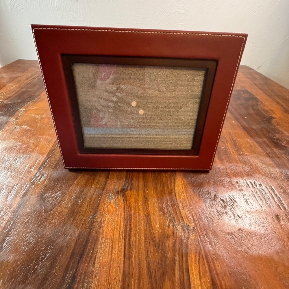 Sola Red Faux Leather 4x6 Picture Frame White Stitching Wood Trim Tabletop